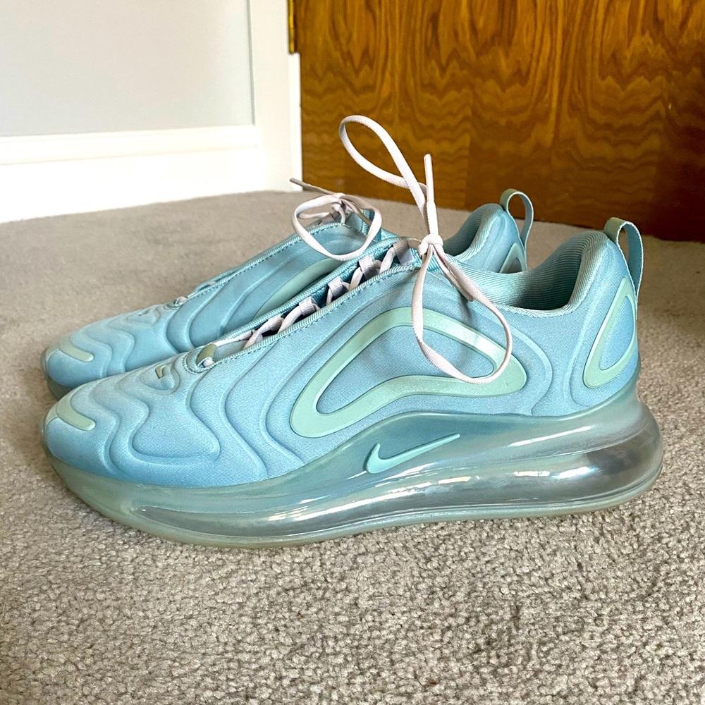 Nike Air Max 720’s